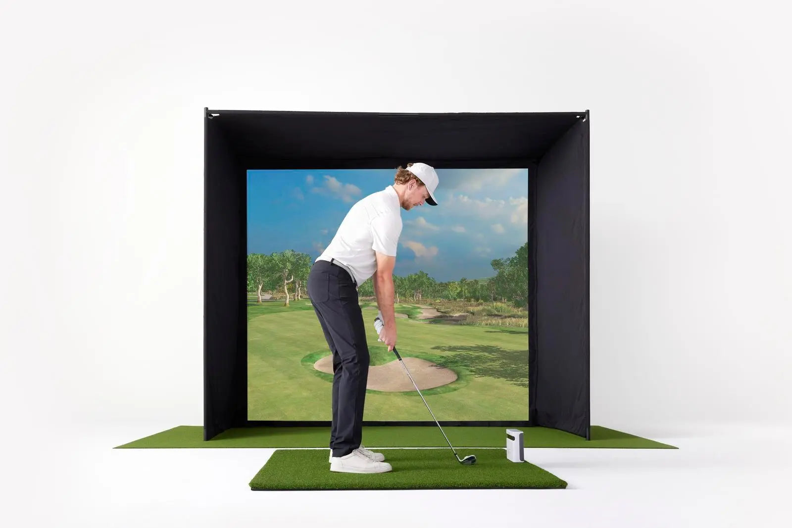 Skytrak - SkyTrak+ Majestic Golf Simulator