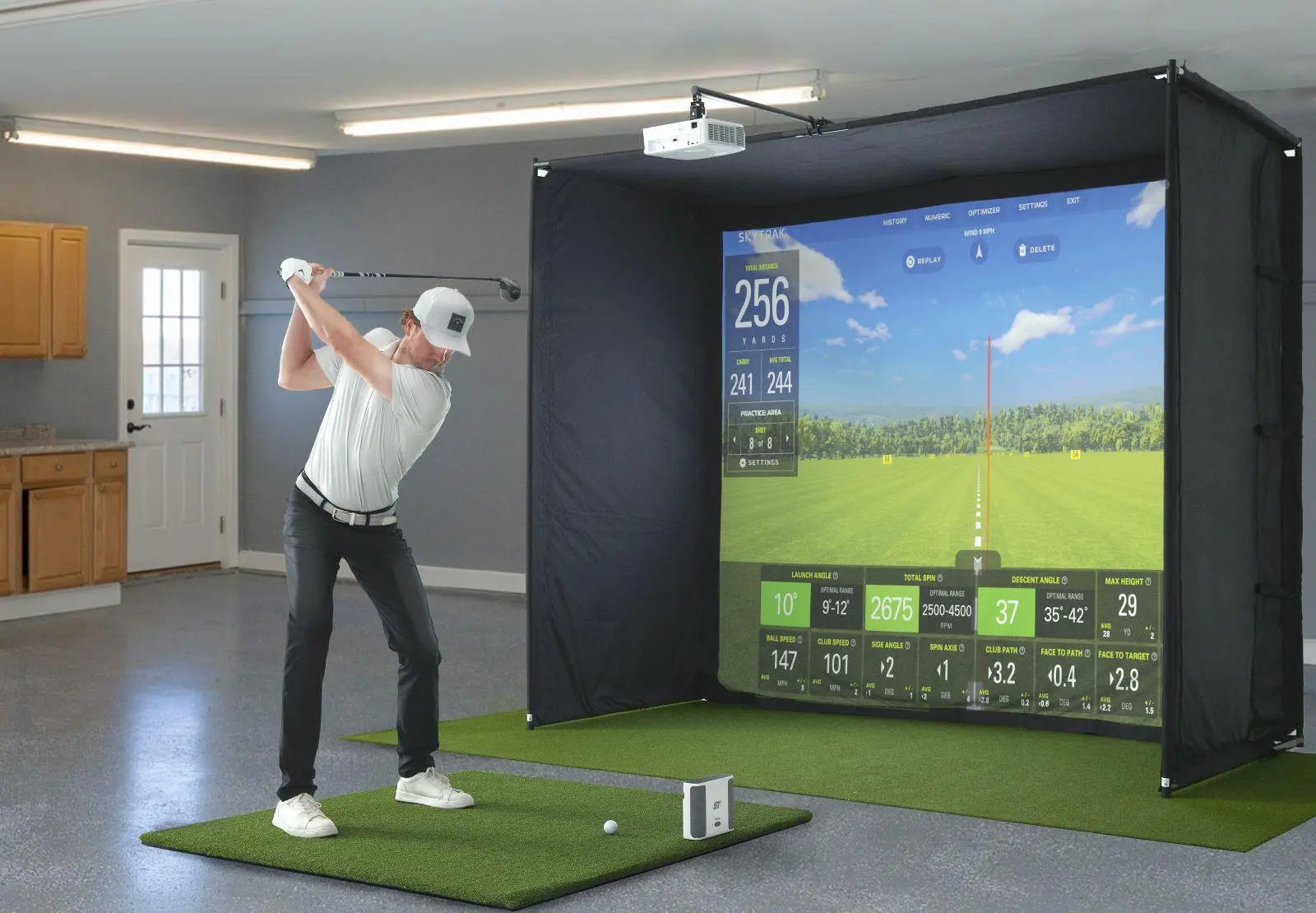 Skytrak - SkyTrak+ Majestic Golf Simulator