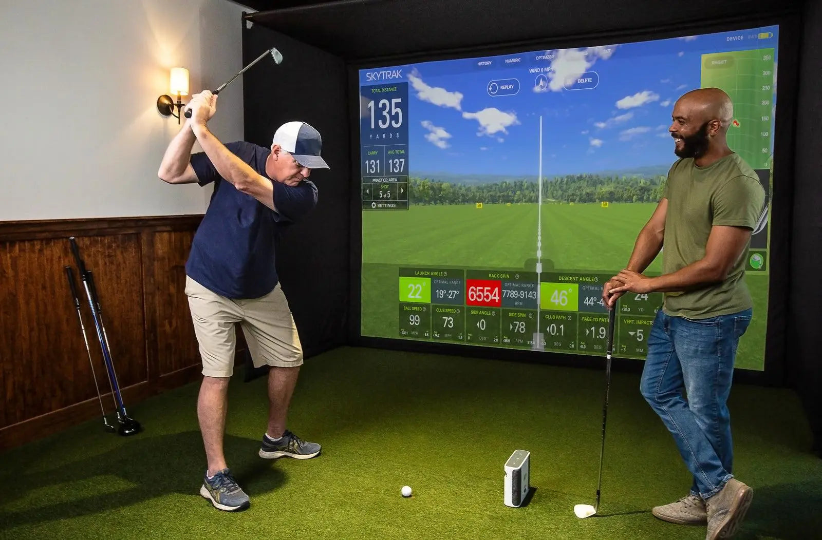 Skytrak - SkyTrak+ Majestic Golf Simulator