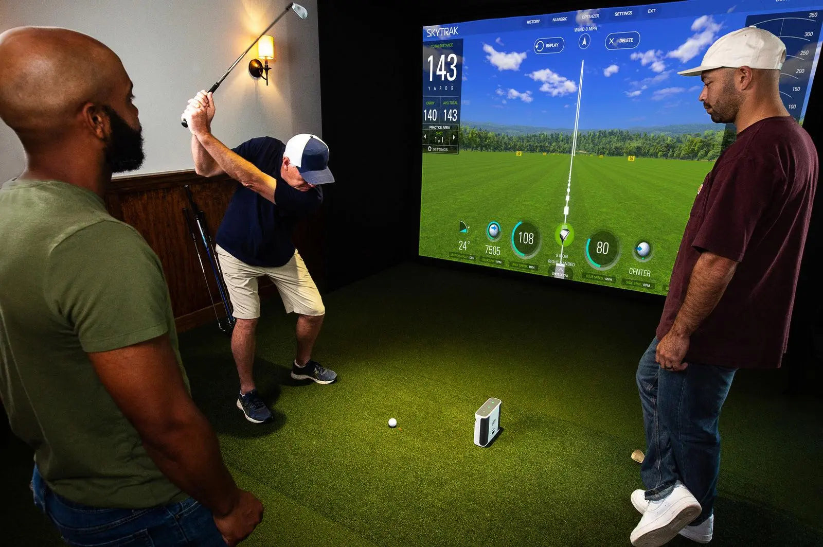 Skytrak - SkyTrak+ Majestic Golf Simulator