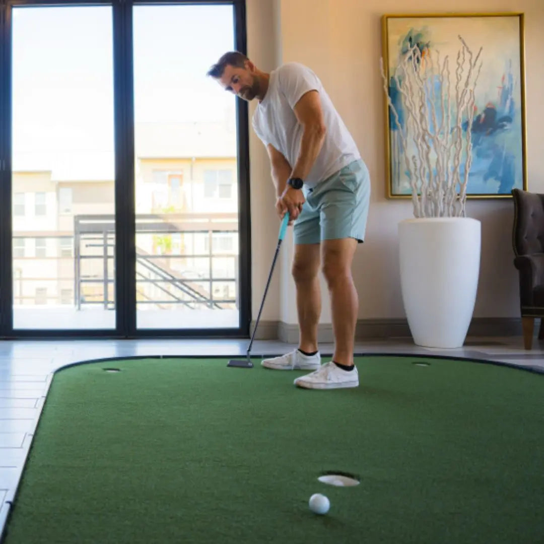 Shop Indoor Golf - SIGPRO Executive Putting Green