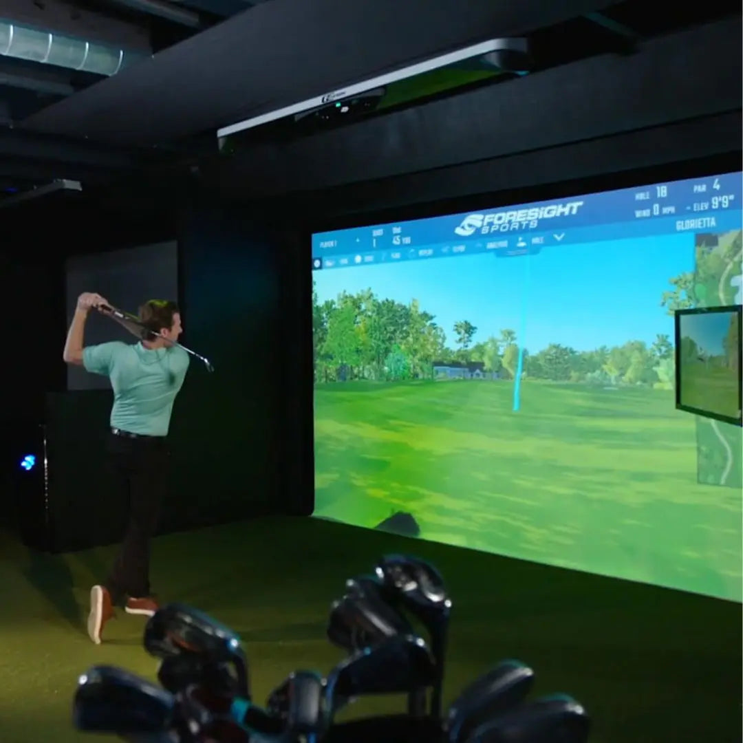 Foresight Sports - Foresight Sports GCHawk SIG10 Golf Simulator
