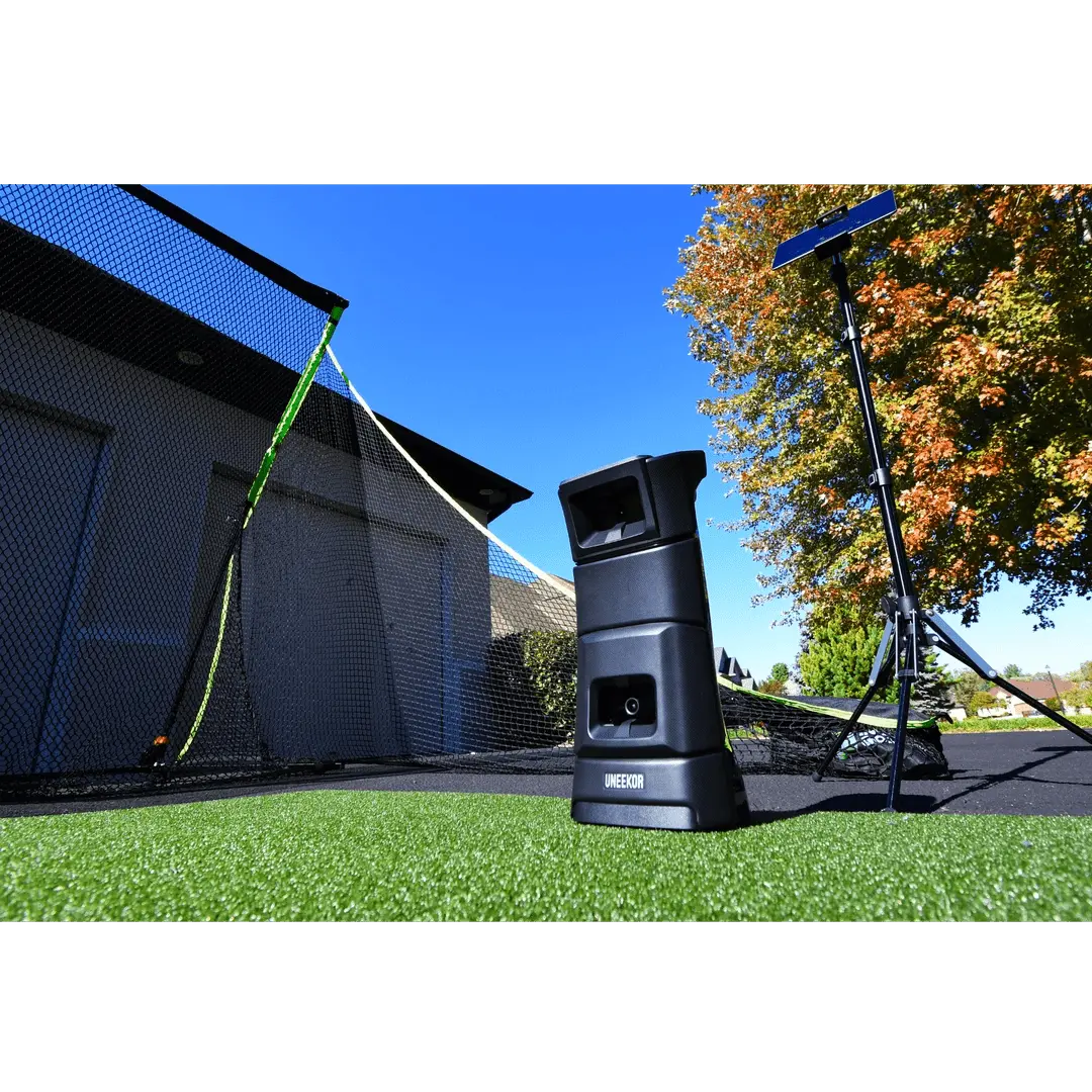 Uneekor - Uneekor EYE MINI Launch Monitor