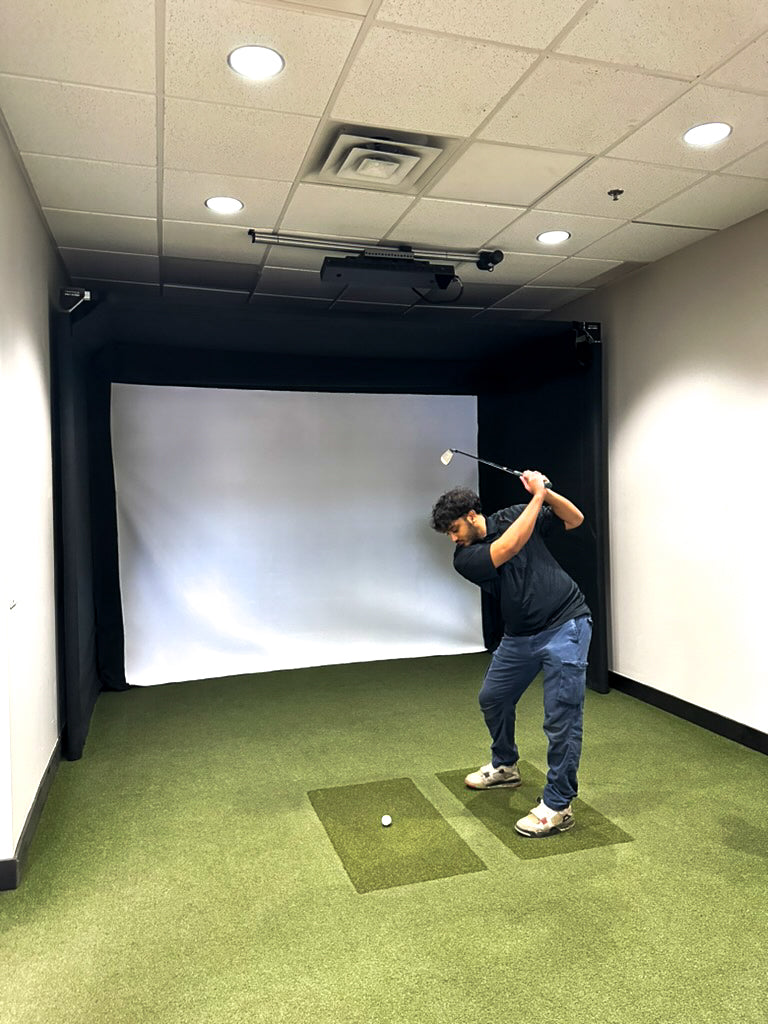 The SportScreen Parlour Series Golf Enclosure