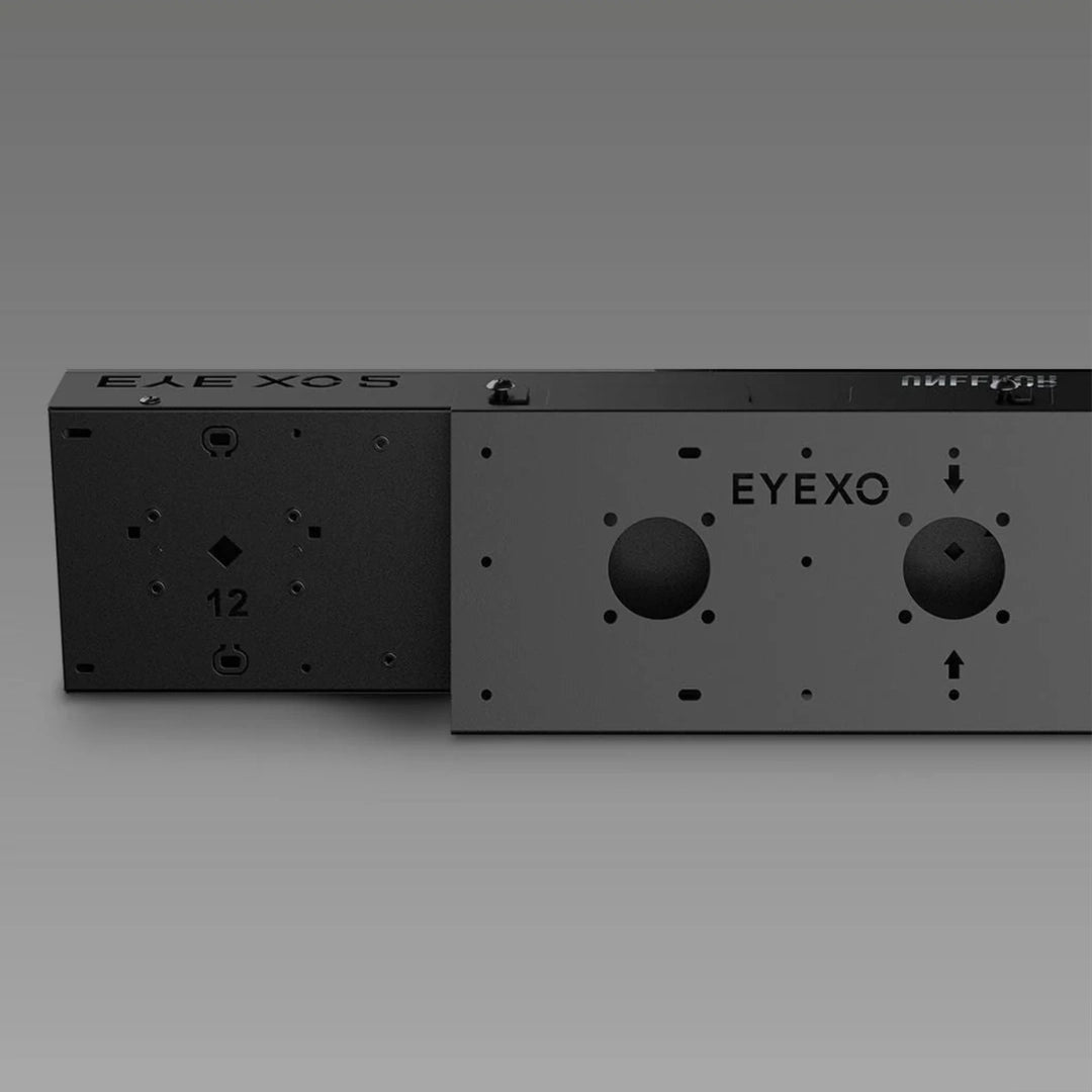 Uneekor EYE XO2 SIG12 Golf Simulator Package